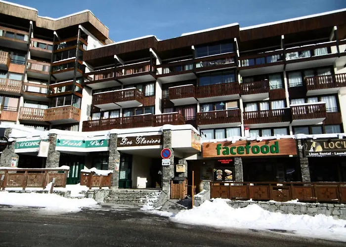 Glaciers - Location: Pour 4 Personnes Avec Balcon Ensoleille, Quartier Jeune Et Anime Mae-9077