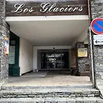 Glaciers - Location: Pour 4 Personnes Avec Balcon Ensoleille, Quartier Jeune Et Anime Mae-9077 Apartment Val Thorens