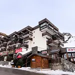 Glaciers - Location: Pour 4 Personnes Avec Balcon Ensoleille, Quartier Jeune Et Anime Mae-9077 Apartment