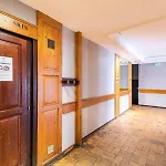 Glaciers - Location: Pour 4 Personnes Avec Balcon Ensoleille, Quartier Jeune Et Anime Mae-9077 * Val Thorens