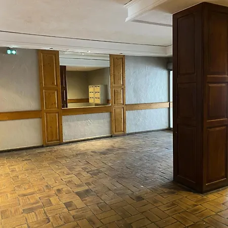 Appartement Résidence Glaciers - Location: Pour 4 Personnes Avec Balcon Ensoleillé, Quartier Jeune Et Animé Mae-9077 Val Thorens