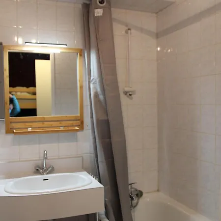 Résidence Glaciers - Location: Pour 4 Personnes Avec Balcon Ensoleillé, Quartier Jeune Et Animé Mae-9077 Val Thorens