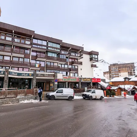 Appartement Résidence Glaciers - Location: Pour 4 Personnes Avec Balcon Ensoleillé, Quartier Jeune Et Animé Mae-9077 *