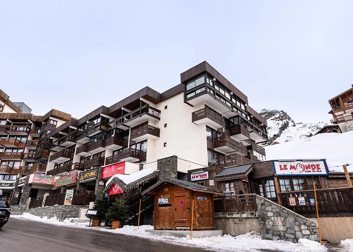 Glaciers - Location: Pour 4 Personnes Avec Balcon Ensoleille, Quartier Jeune Et Anime Mae-9077 Apartment