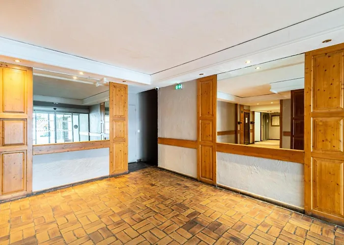 Glaciers - Location: Pour 4 Personnes Avec Balcon Ensoleille, Quartier Jeune Et Anime Mae-9077 Apartman *