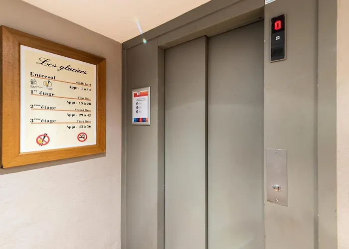 Glaciers - Location: Pour 4 Personnes Avec Balcon Ensoleille, Quartier Jeune Et Anime Mae-9077 *